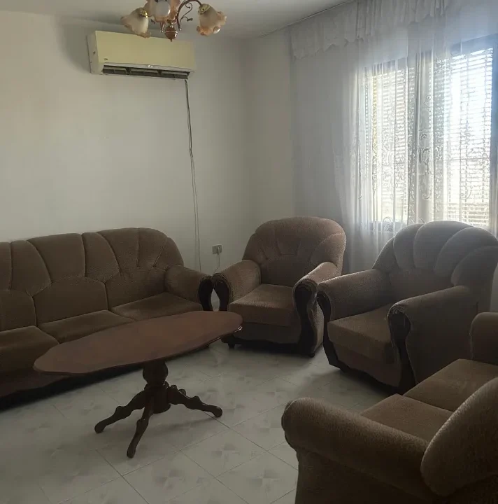 58ff1a75-3642-4344-bdda-3cd51241b00e