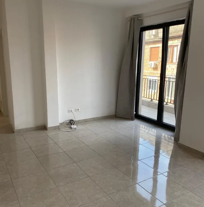 6cd85aa6-7734-4de2-b0d7-8552082fc25b