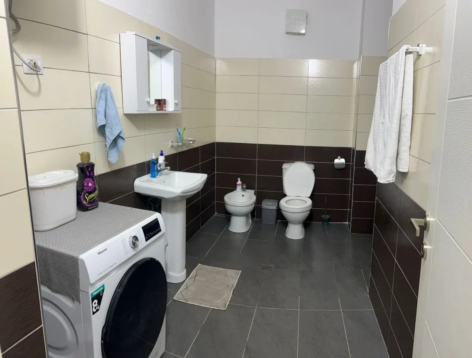 711b0c4b-a70b-4f5c-8de3-603805f9aaf9