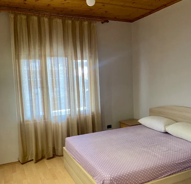 fda8b440-4017-49d1-8c60-59b4798d0281